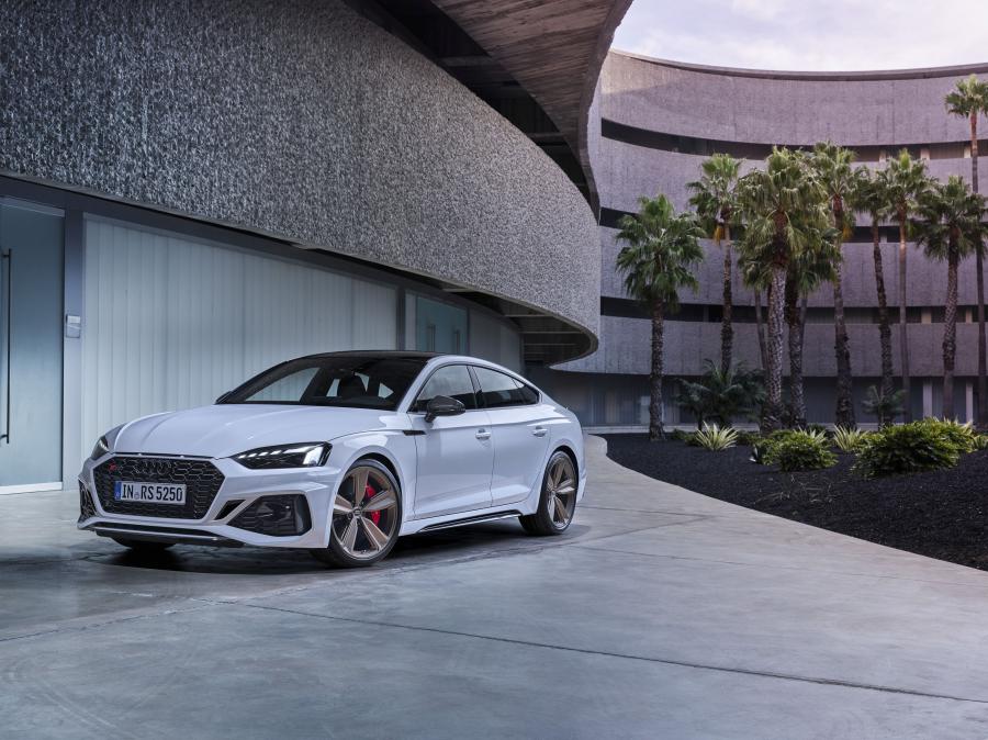  Audi RS5 Sportback (B9) 2019 года  (WW) (фото 4 из 56)